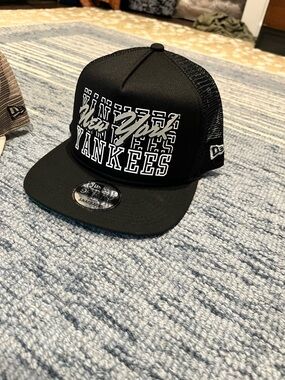 Yankees New Era Black New York Yankees Snapback Hat